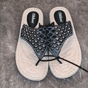 Size 6 Connie Cuddlers rhinestone sandals